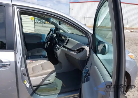 2017 Toyota Sienna Xle 8 Passenger from USA, damaged, VIN 5TDYZ3DCXHS878865